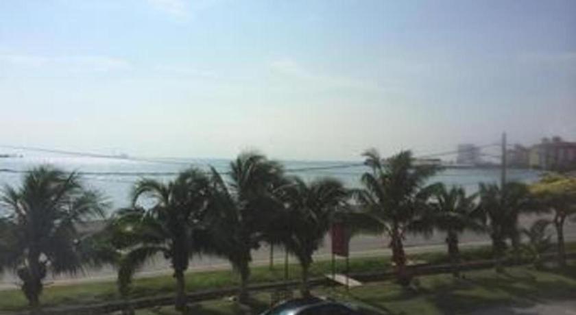 Sea Front Hotel Port Dickson Exterior photo