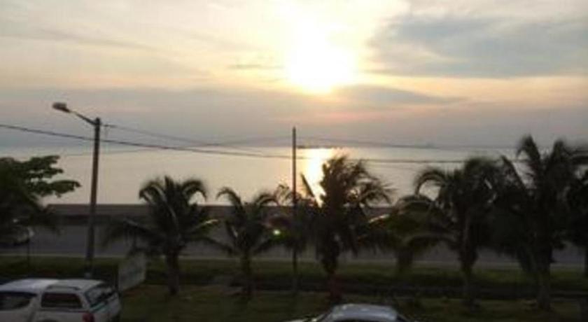 Sea Front Hotel Port Dickson Exterior photo